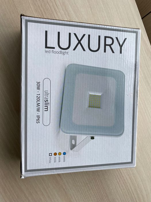 Projetores LED 30W – UltraSlim | Alta Potência e Eficiência