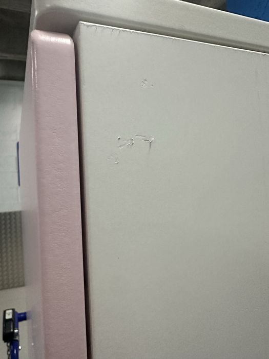 Comoda Cor de Rosa Ikea