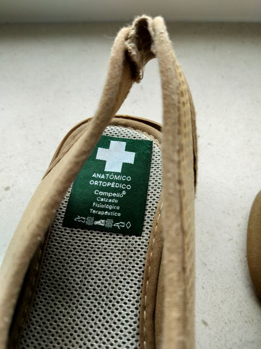 Vendo sandálias ortopédicas