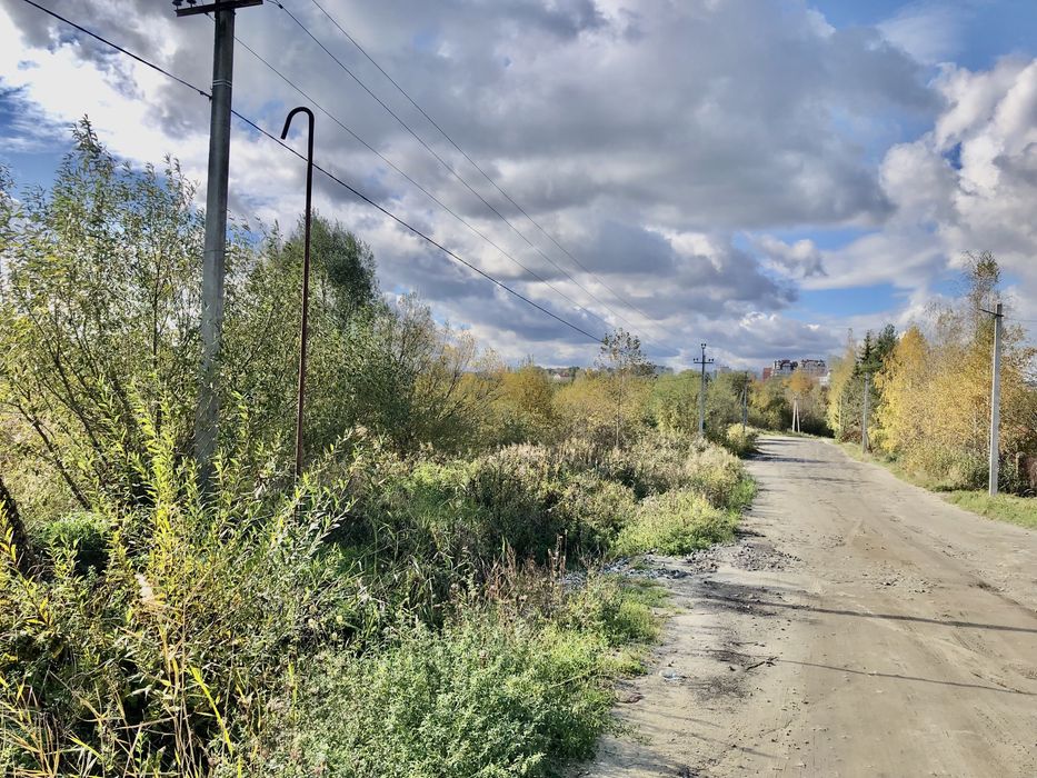 Продаються три земельні ділянки