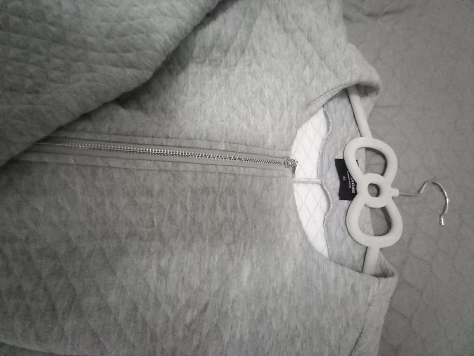 Żakiet pikowany szary