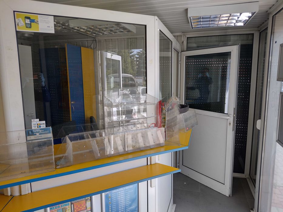 Kiosk - pawilon uliczny z WC Jędrzejów