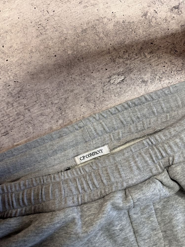 Штани спортивні C.P. Company nylon