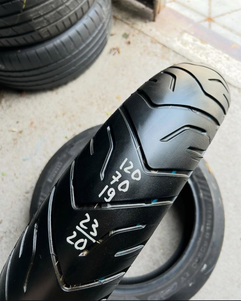 120/70/19 Bridgestone склад мото резини великий вибір