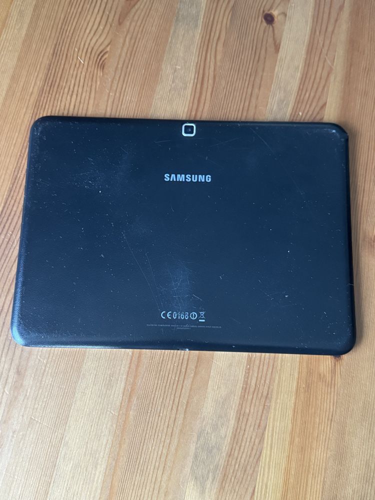 Tablet Galaxy tab4 na czesci.