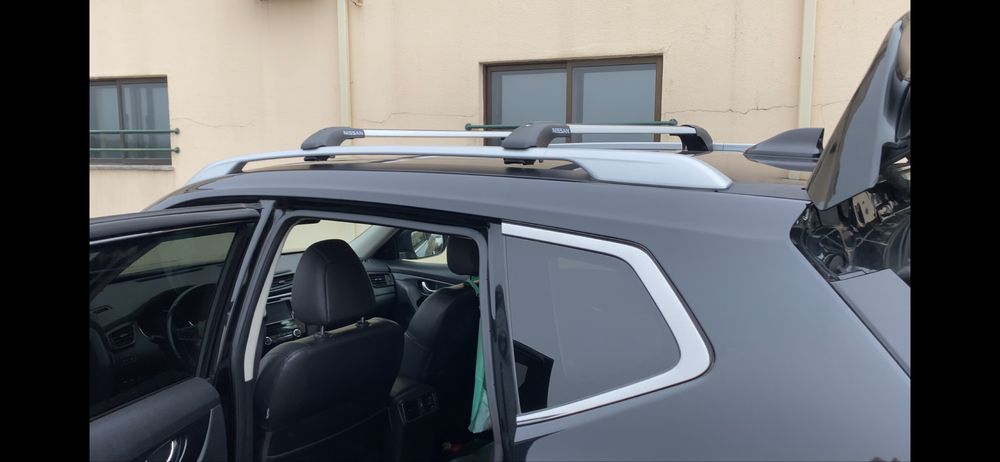Nissan X-trail tekna  2.0 full extras