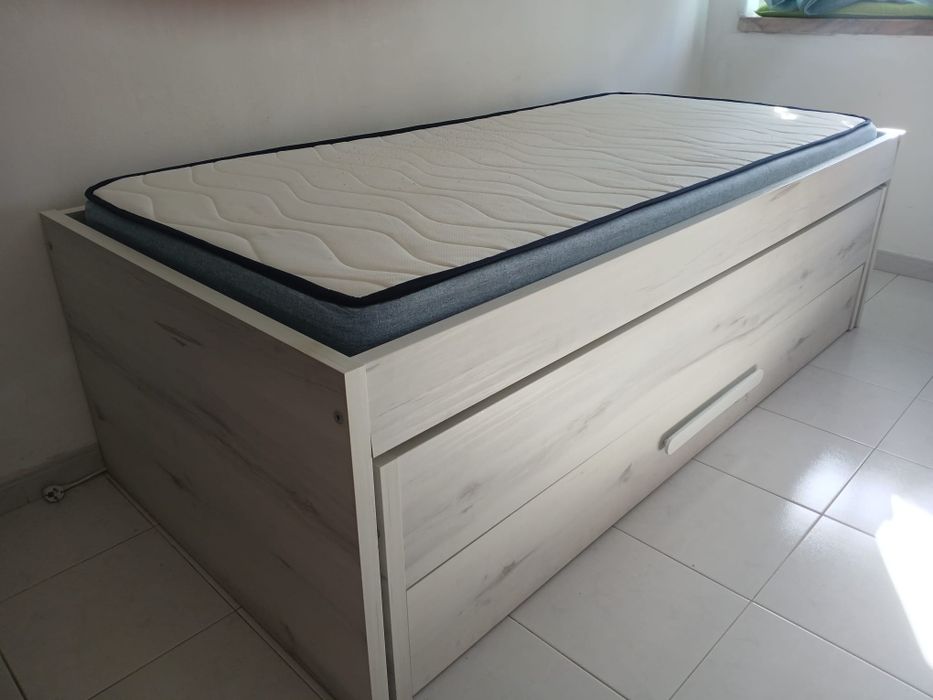 Cama gavetão nova