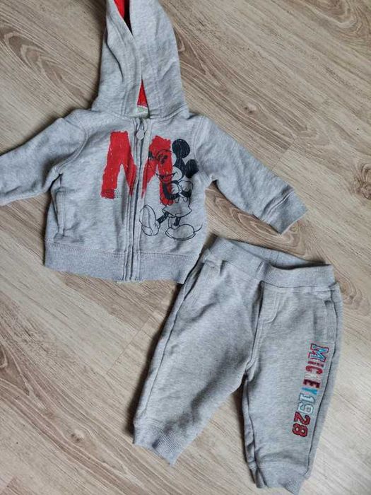 Szary sportowy komplet zestaw dres Disney spodnie bluza rozm. 68 3-6