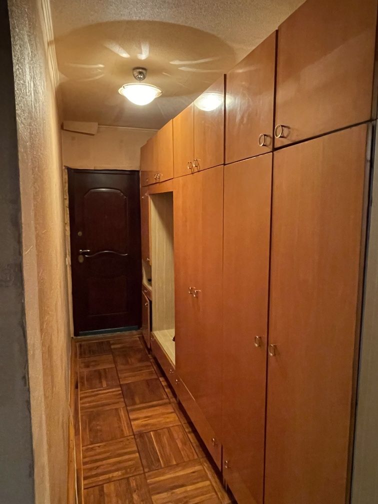 Продам 1 к.кв. 40 м. двухбалконку Гв. Широнинцев