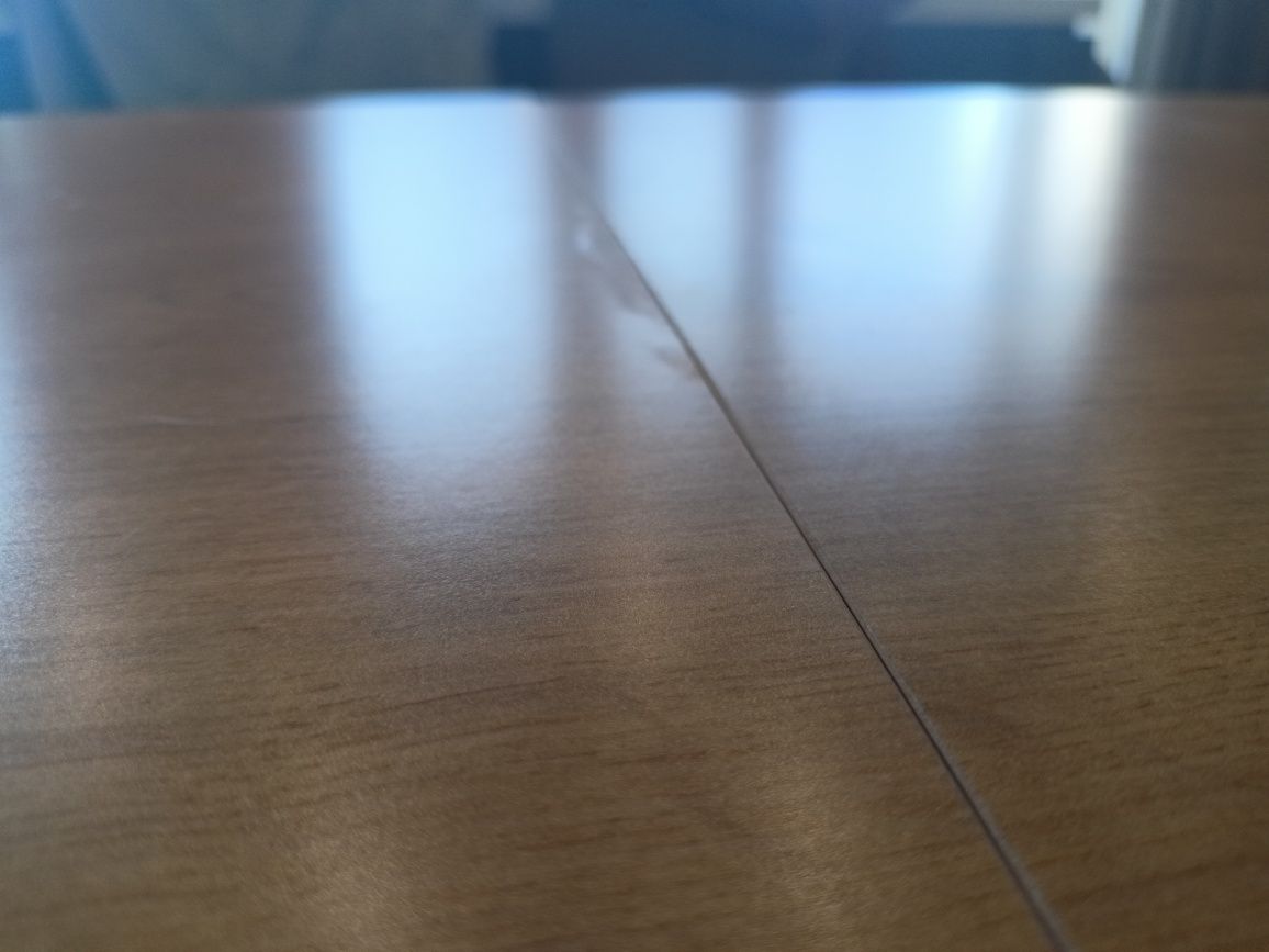 Stół dębowy z krzesłami
