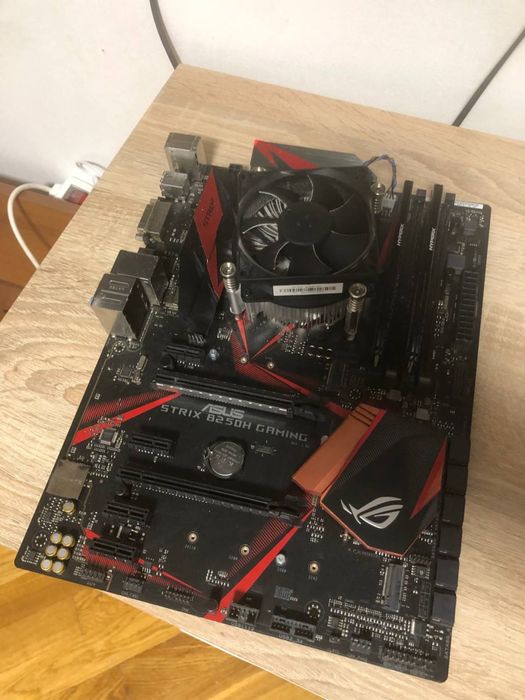 Intel core i7-7700 Kingston HyperX Fury Asus strix b250h gaming