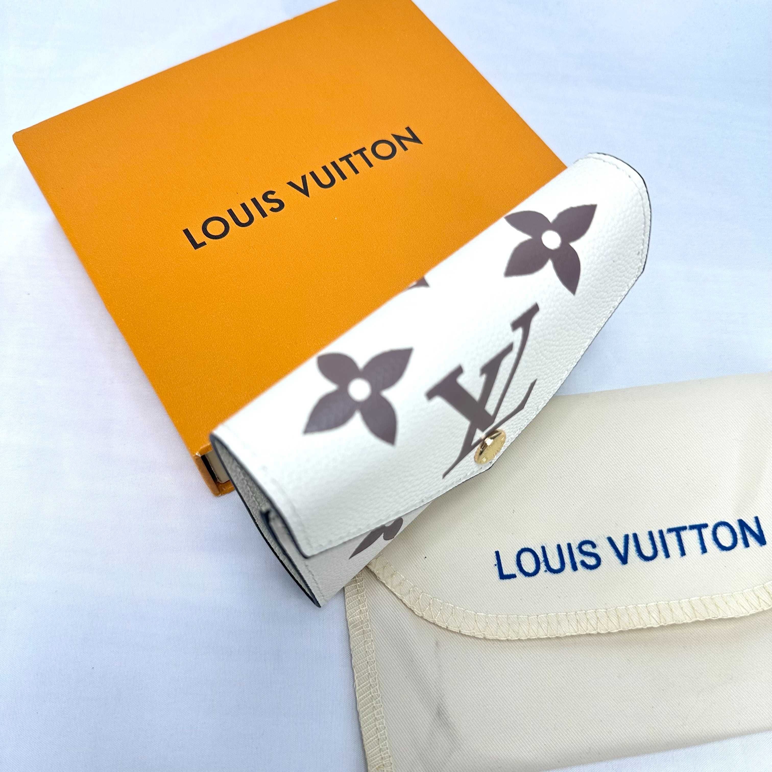 LOUIS VUITTON Portfel Louis Vuitton składany na trzy części