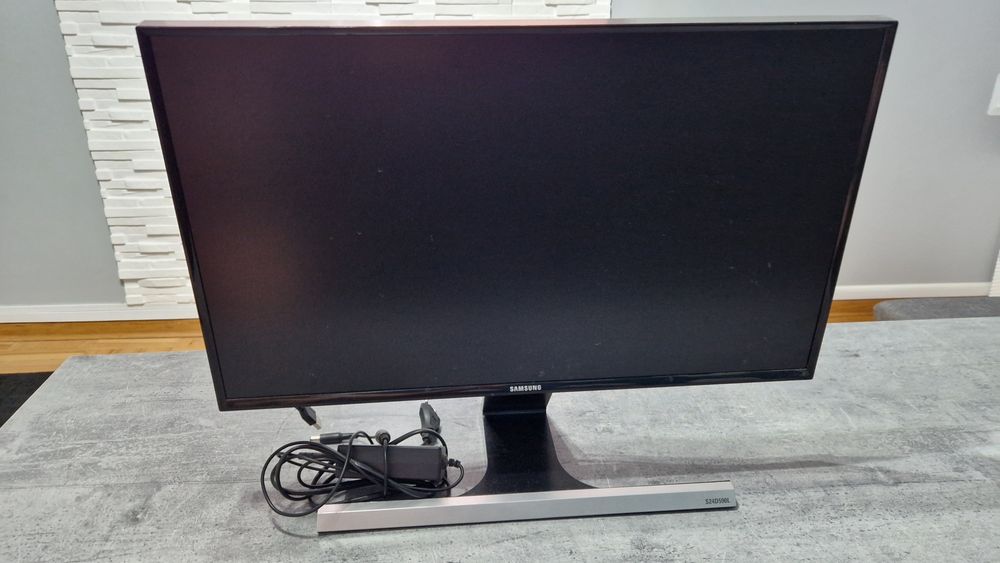 Monitor Samsung 24"