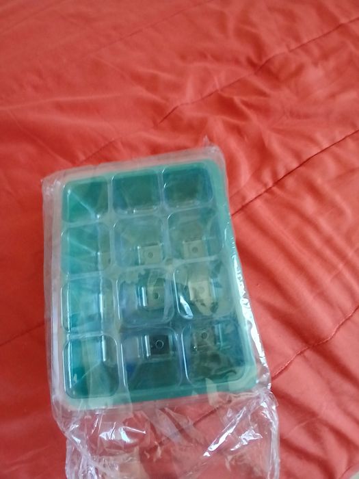 Quite de agricult frutífera, composta de várias peças,caça mosca fruta