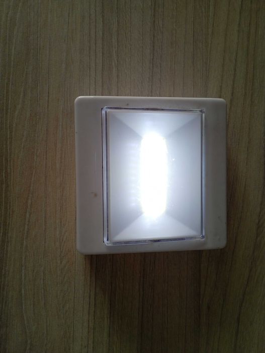 Світильник-нічний на батарейках.Ціна-75грн.