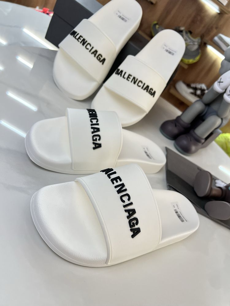 Тапочки Сланці BALENCIAGA White Logo