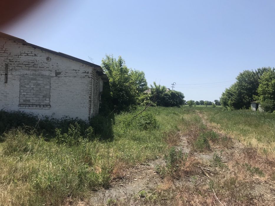 Продам ферму 5,65га землі, 3147м.кв. Будівель