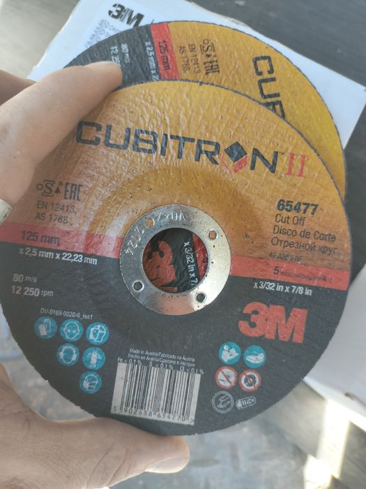 Круг отрезной по металлу 125х2,5 мм 3M™ Cubitron II™ T4, 65477