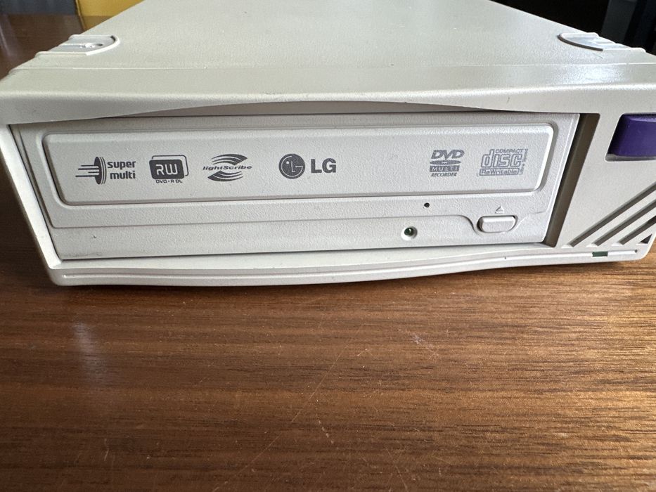 Retro naped dvd, cd nagrywarka, w obudowie na usb