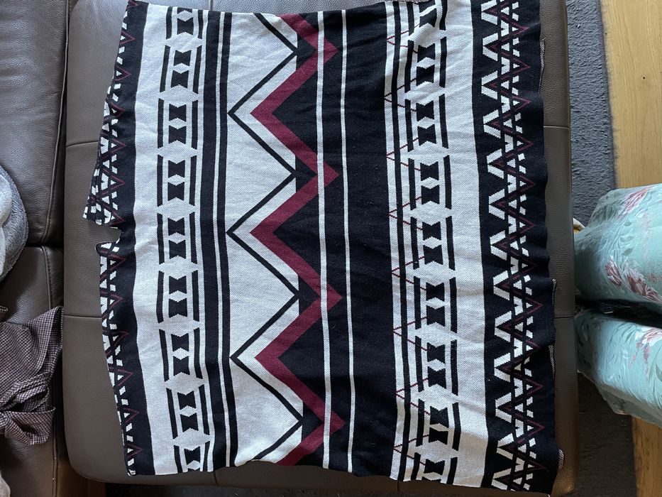 Sweter ponczo Tally Weijl w etniczne wzory