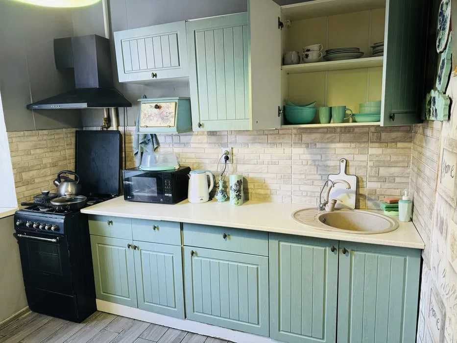 Оренда 2-к квартири на просп. Червоної Калини