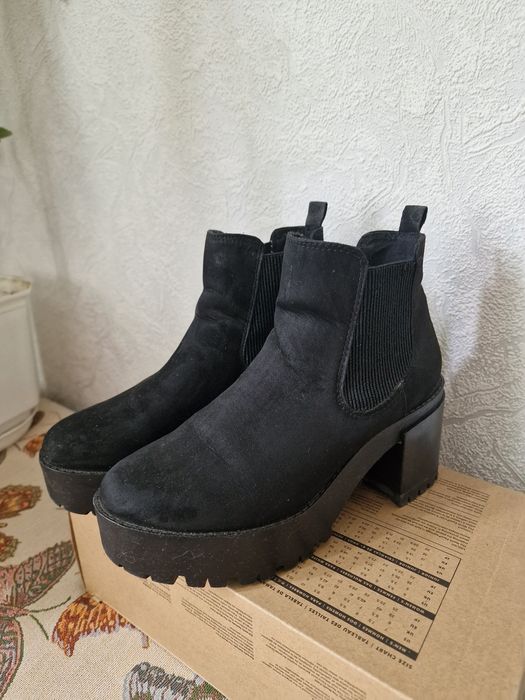 Черевики Pull&Bear 37 розмір