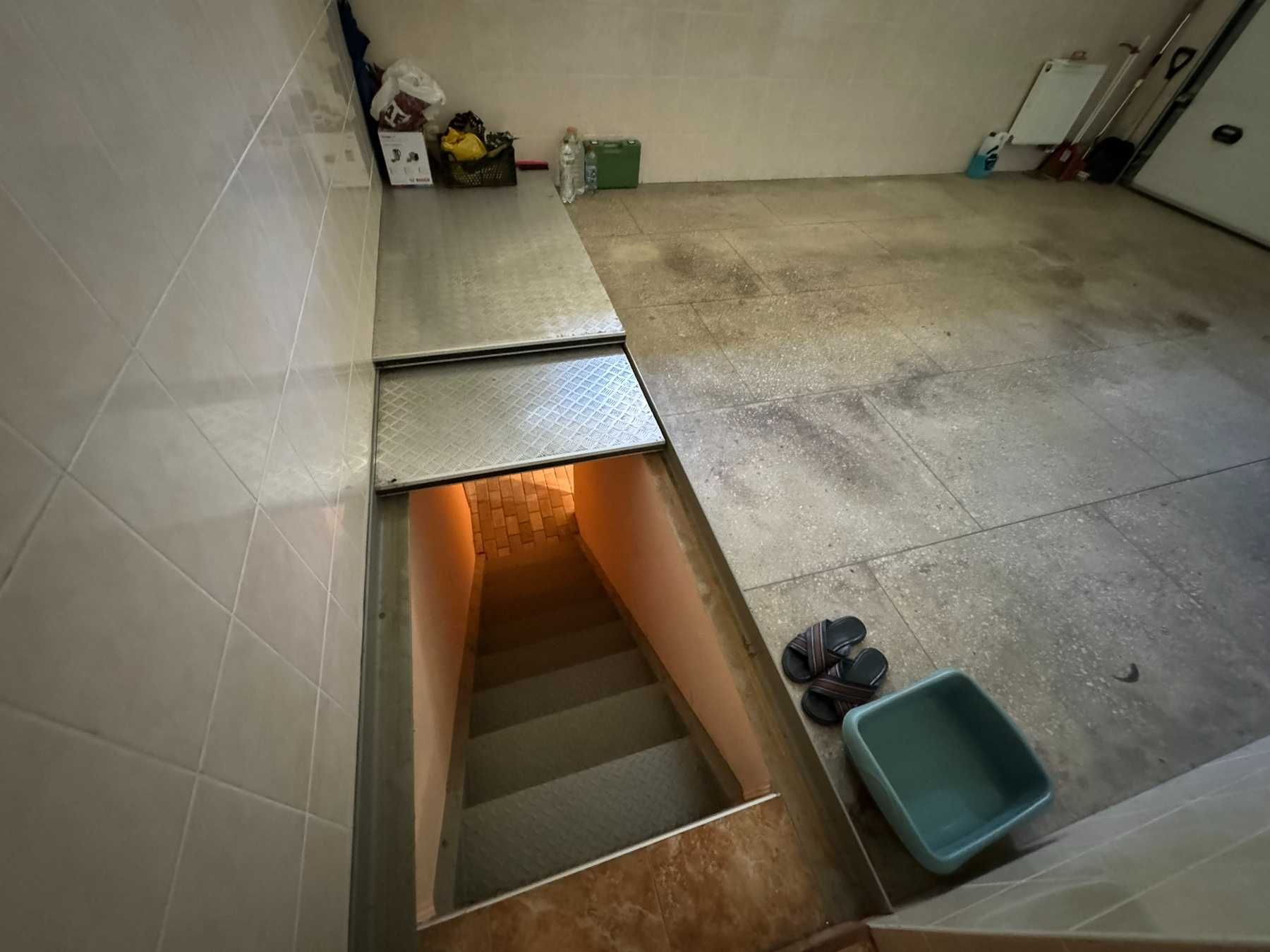 Цегляний будинок, центральна частина Полтави, 400 м², євроремонт