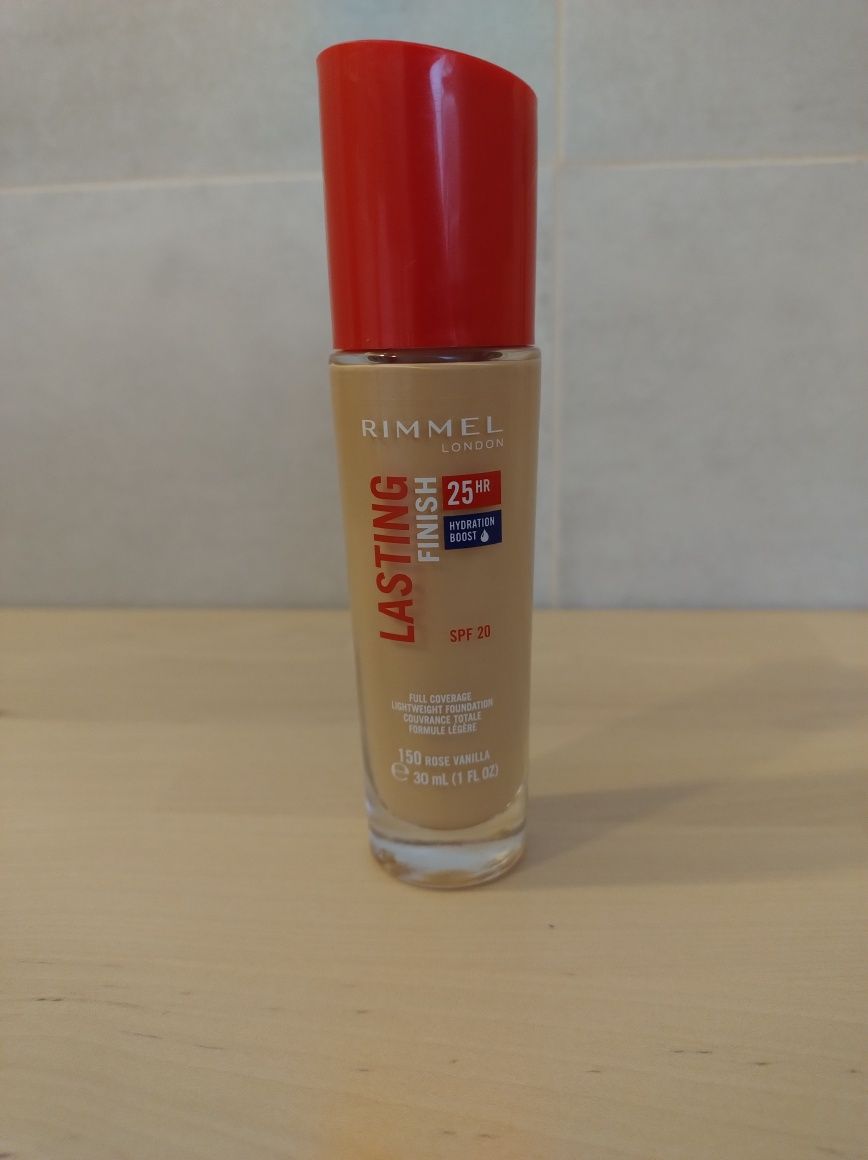 Fluid Rimmel Lasting Finish 150 Rose Vanilla