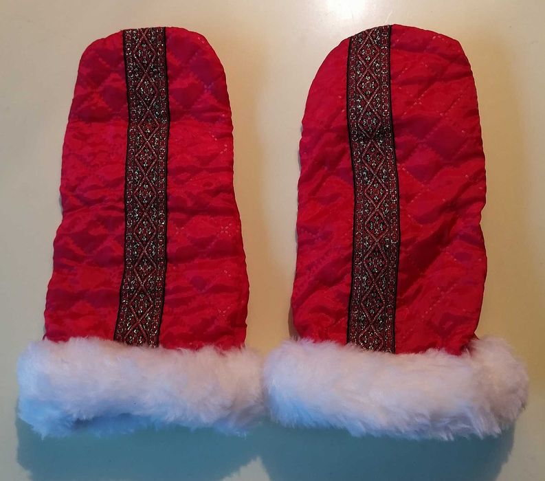 Шапка и  варежки Новогодние мужские