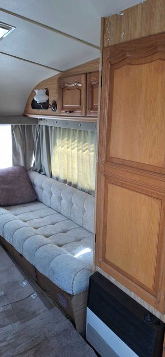 Кемпінг, дім на колесах