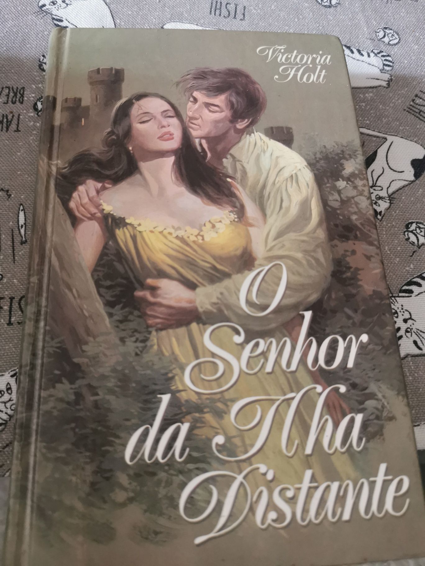 O senhor da ilha distante - Victoria Holt