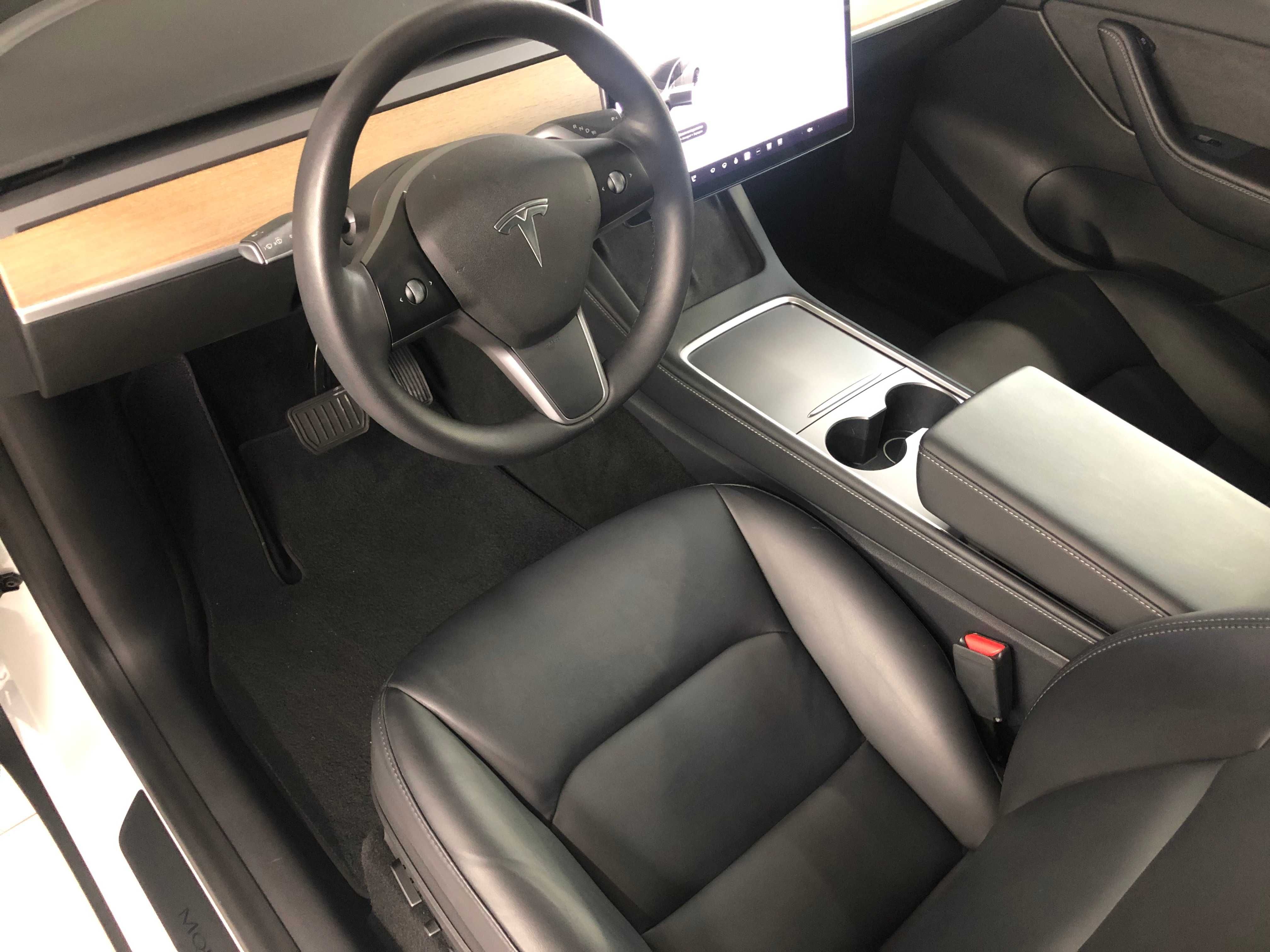 Tesla Model Y. Рестайл 2021р. Батарея 550км. Повний привід