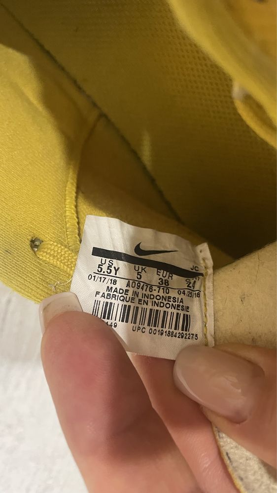 Сороконожки Nike 38 размер