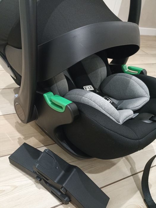 Автокрісло бебікокон El Camino  i-FIX 0+ (0-13 кг)