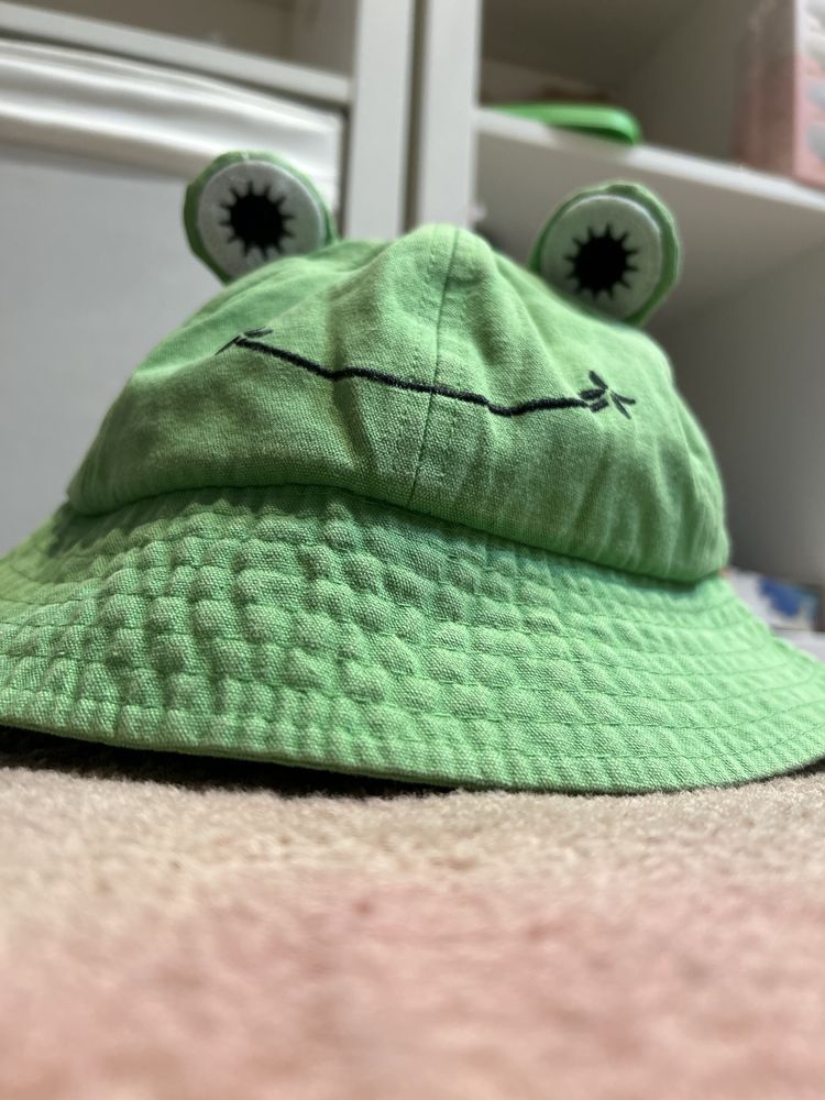 Czapka żaba zielona