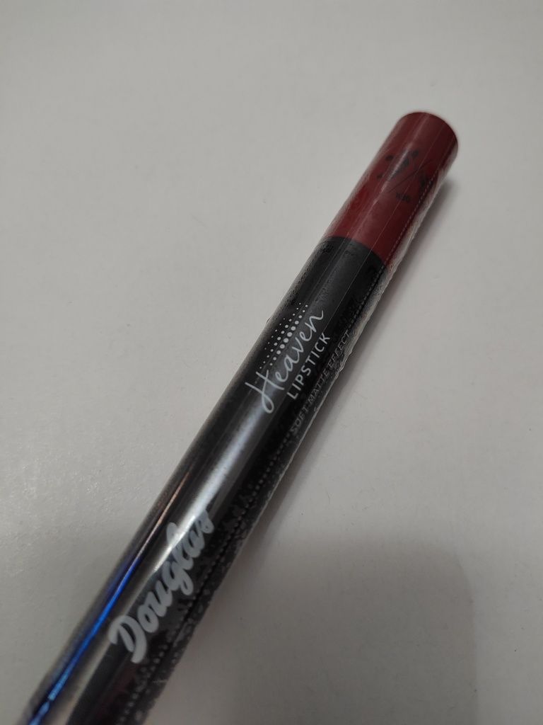 OKAZJA! Douglas lipstick Heaven czerwień Red Soft Matte Effect