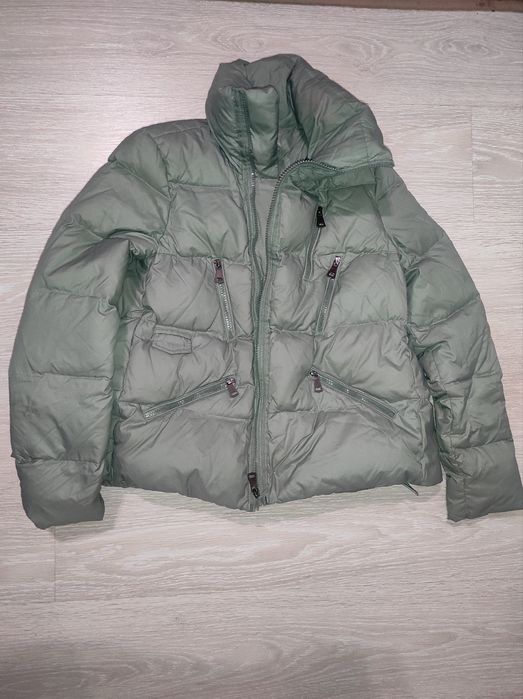 Пуховик жіночий костюм Italia (M).