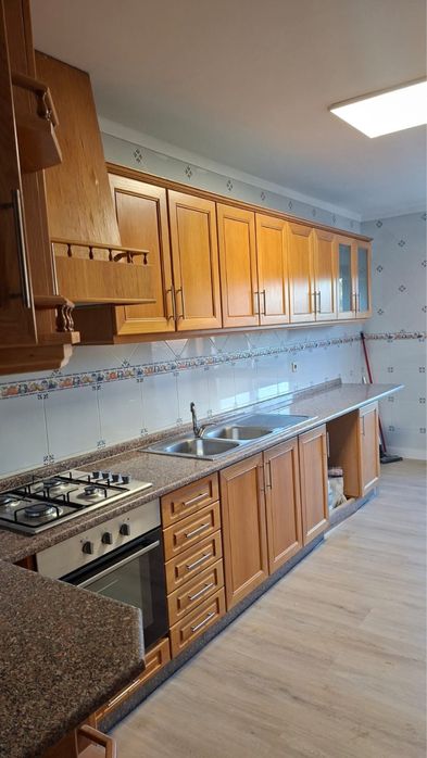 Armario de cozinha com pedra