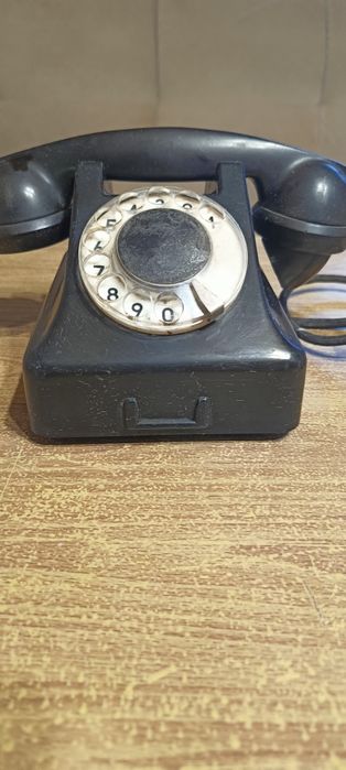 Stary telefon RWT 4 1956rok