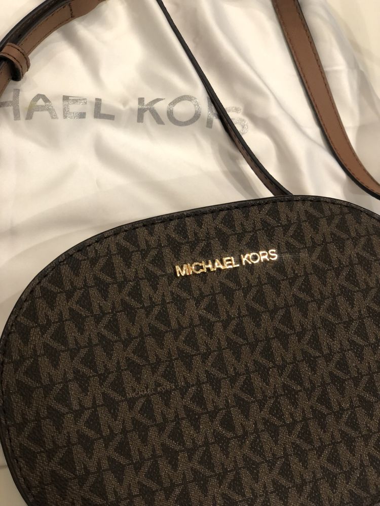 Michael Kors torebka Jet Set Travel Logo Medium Regulowany pasek