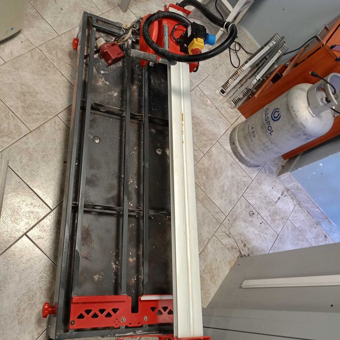 Przecinarka Do Glazury RUBI DV-200