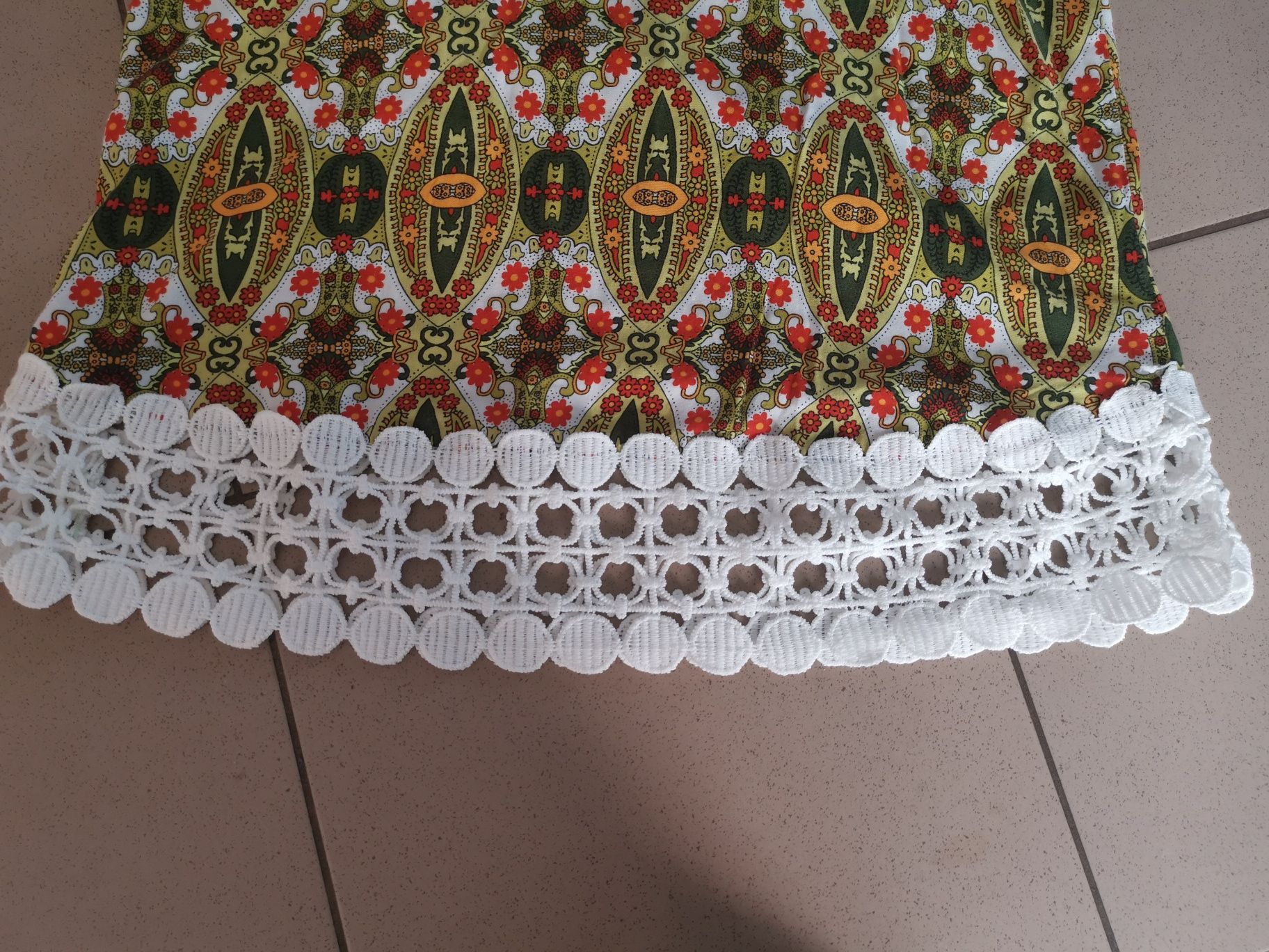 Folkowa tunika boho z ażurem koronka haft kwiatowy wzór r L 40