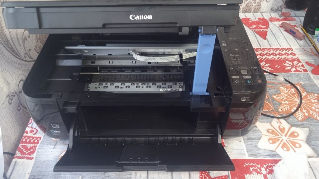 Продам принтер в использовании был мало.