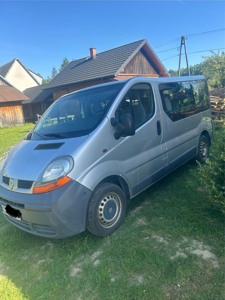 Renault trafic !!!