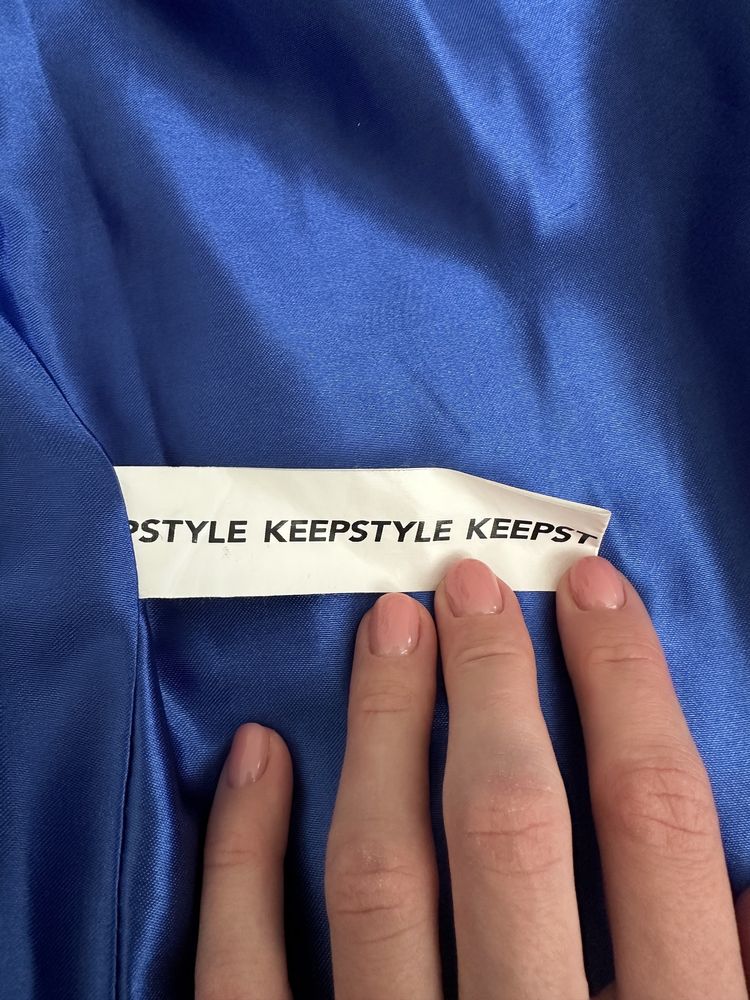 бомбер keepstyle атласний у кольорі електрик