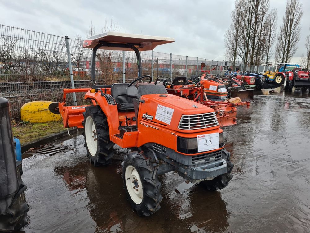 японський трактор Kubota X 20