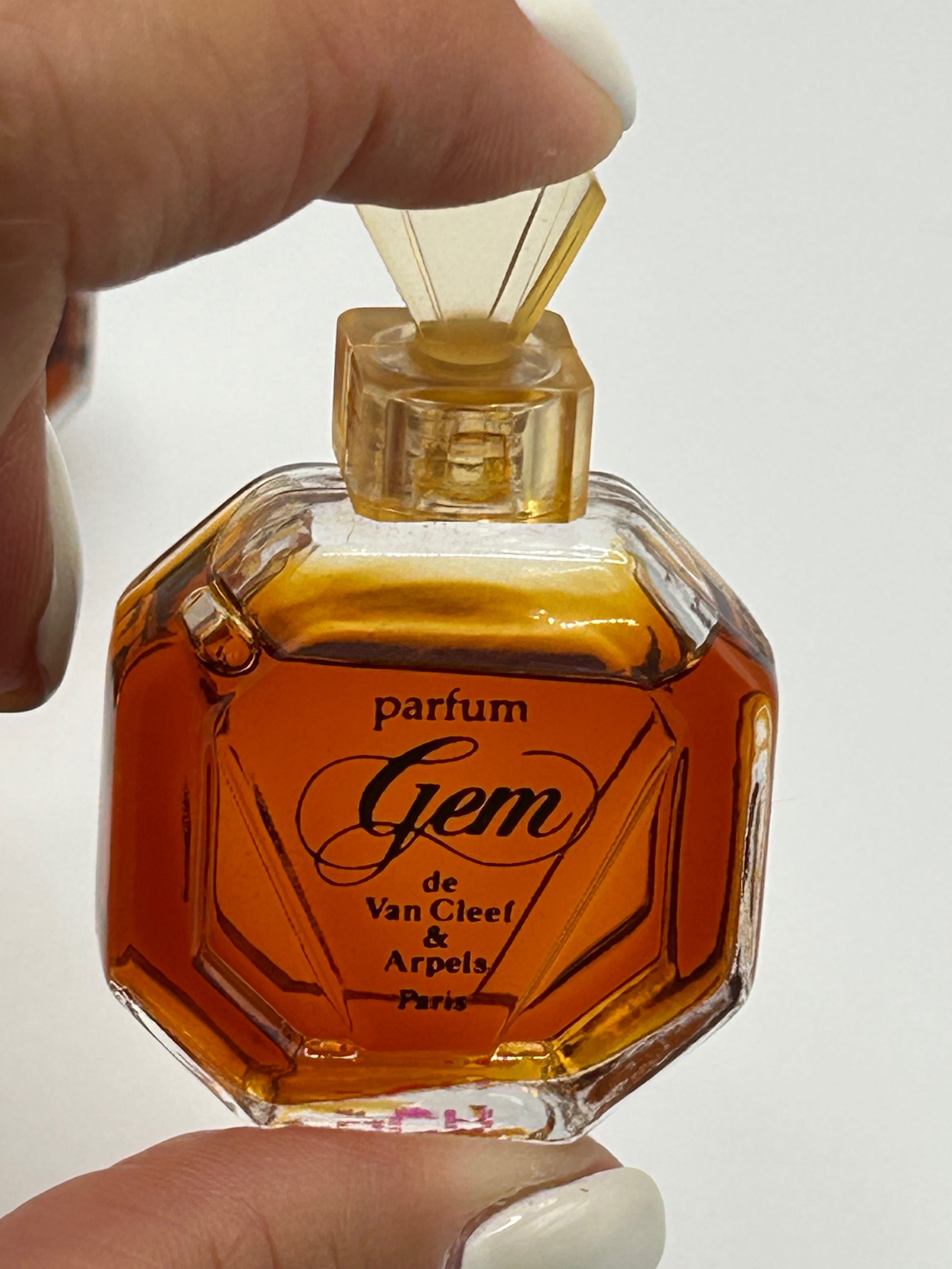 Ferre Hermes bel ami YSL Opium Van Cleef Gem Jean Patou Enjoy Tocade