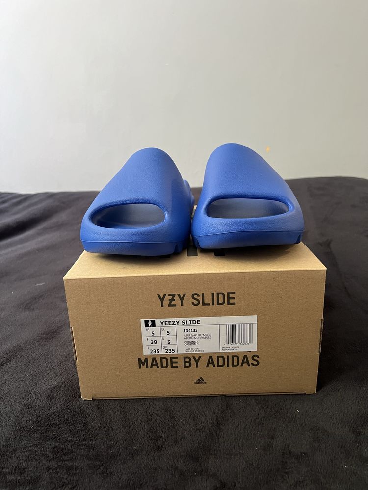 Yeezy slide Azure r.38