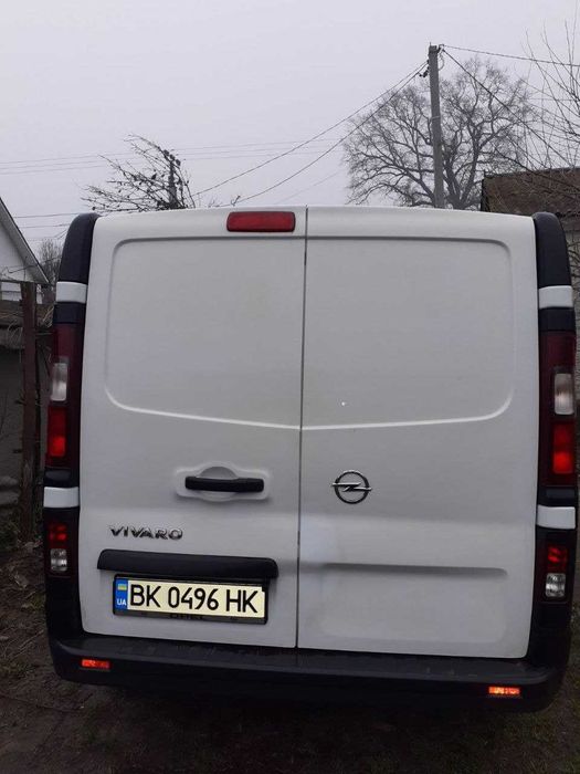 Продам Opel Vivaro 2016