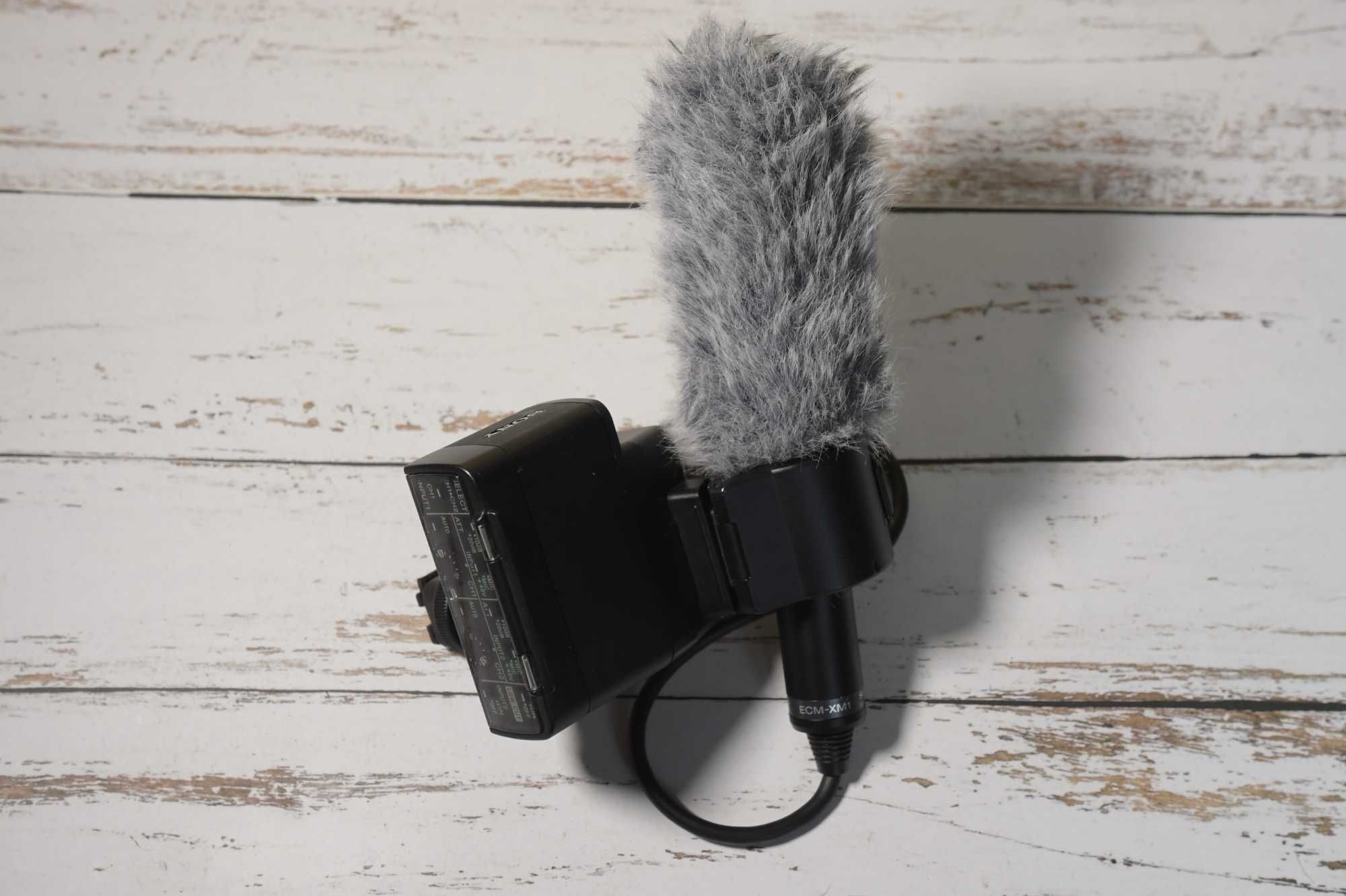 Zestaw adaptera sony  XLR-A2M z mikrofonem
